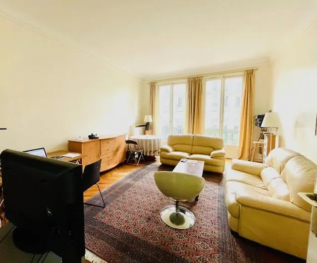 Apartment Appartement Pres De La Tour Eiffel Paris